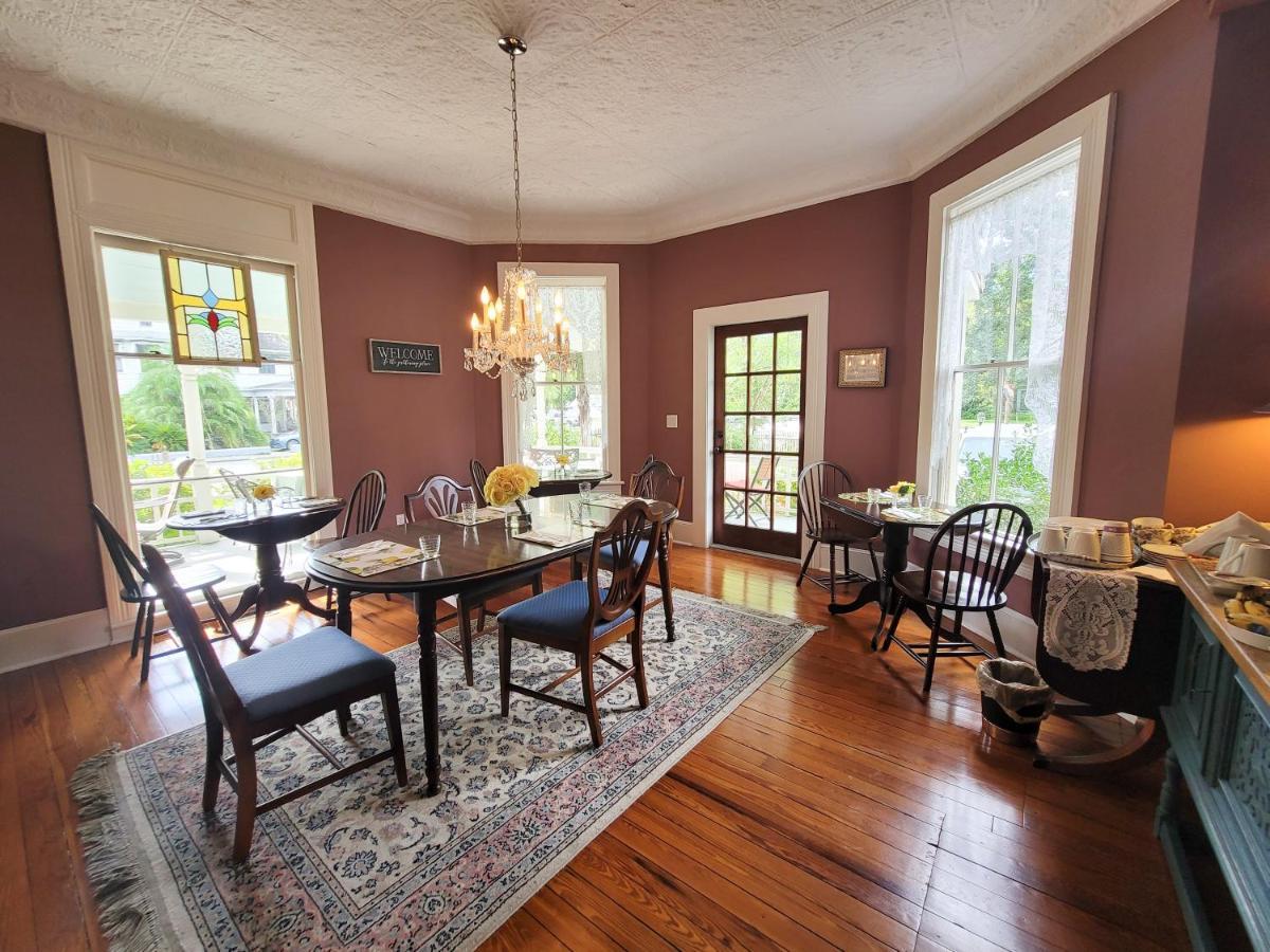 Camellia Rose Inn- King Room Southern Charm Gainesville Exterior foto