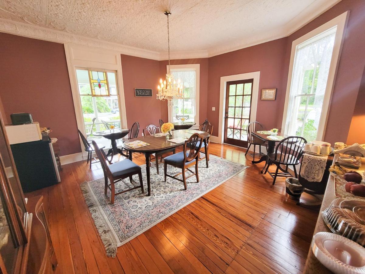 Camellia Rose Inn- King Room Southern Charm Gainesville Exterior foto