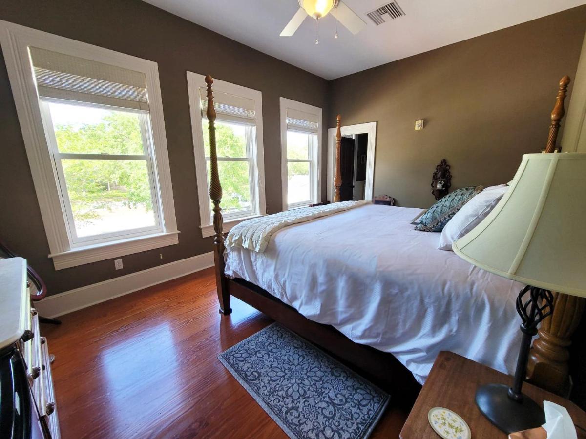 Camellia Rose Inn- King Room Southern Charm Gainesville Exterior foto